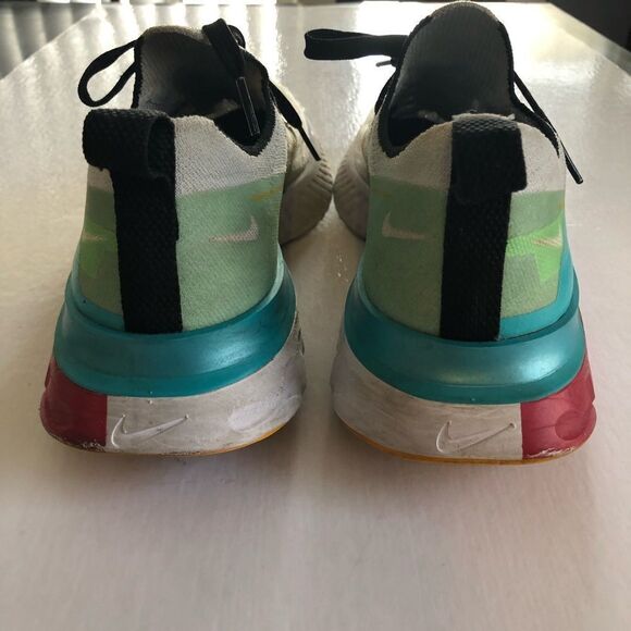 NIKE REACT Infinity Flyknit Premium Running Shoes - Picture 10 of 12